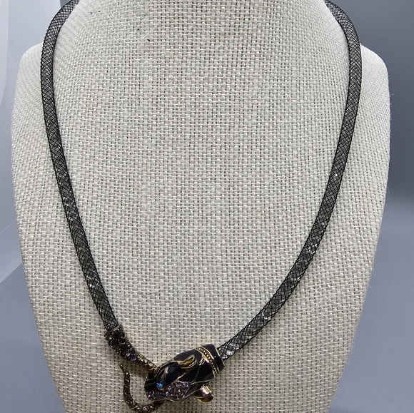 BETSEY JOHNSON SILVER CRYSTALS FILLED MESH TEAL PANTHER HEAD CHOKER NECKLACE - Picture 3 of 13